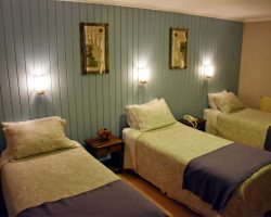 Habitacion Triple - Hotel Lady Florence Dixie